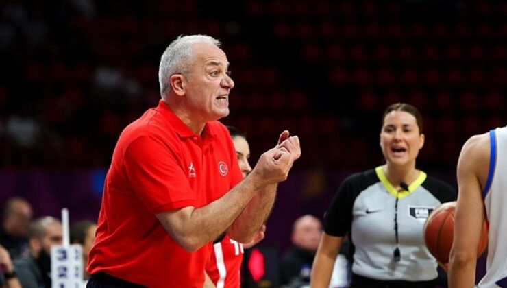 A Milli Kadın Basketbol Takımı’nda başantrenör Ekrem Memnun dönemi sona erdi