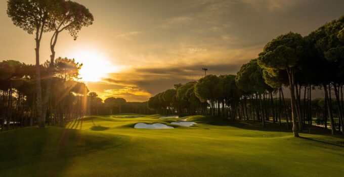Avrupa'nın Golf Yıldızları Yeniden Antalya'da: Turkish Airlines Open Başlıyor!