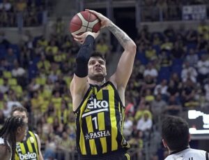 Fenerbahçe Beko’da Metecan Birsen için flaş karar!
