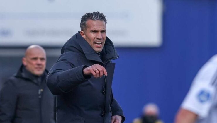 Feyenoord Teknik Direktörü Robin van Persie’den Fenerbahçe eşleşmesine dair çarpıcı açıklama! Aklıma ilk gelen…