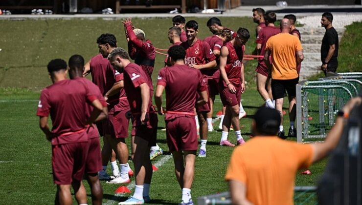 Galatasaray 2 yıldızının sözleşmesini uzattı!