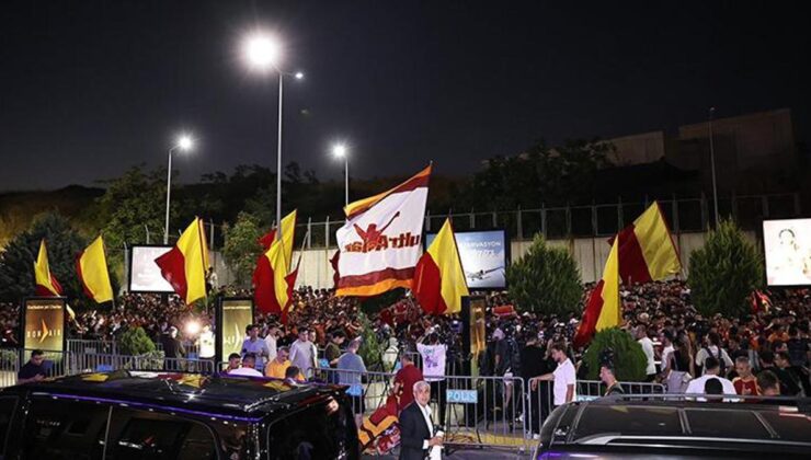 Galatasaray tarafarı Osimhen’i bekliyor
