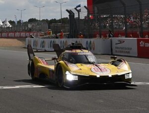 Le Mans 2025: Ferrari Zirveyi Bırakmadı, Kubica ve Takım Arkadaşları Zafere Uzandı