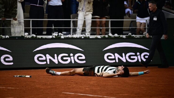 Roland Garros Finalinde 5 Saat 29 Dakikalık Epik Bir Başyapıt: Sinner 2-3 Alcaraz