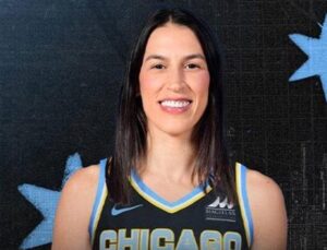 Sevgi Uzun, Chicago Sky ile anlaştı