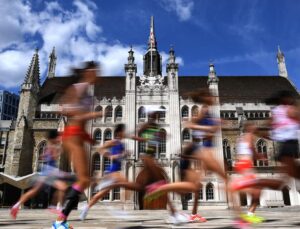 Yıldızlar ve Olimpiyat Şampiyonları Londra Maratonu’nda
