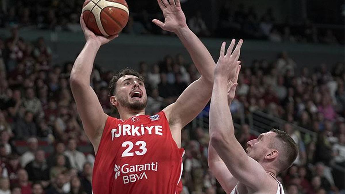 12 Dev Adam şov yaparak EuroBasket 2025’e başladı | Letonya – Türkiye maç sonucu: 73-93