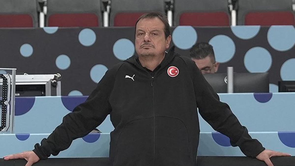 A Milli Basketbol Takımı Başantrenörü Ergin Ataman: ‘Galibiyetle başlamak istiyoruz’