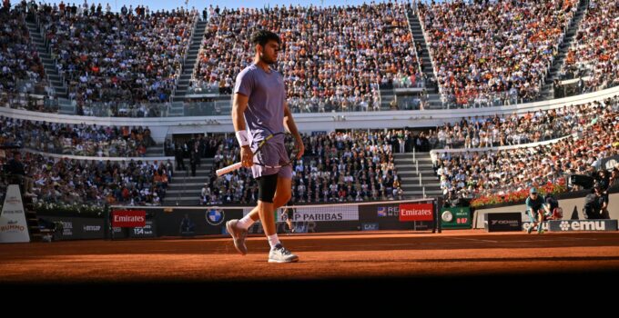 Alcaraz Sinner'i Roma'da Yıktı: İspanyol, Roland Garros'a Favori Gidiyor