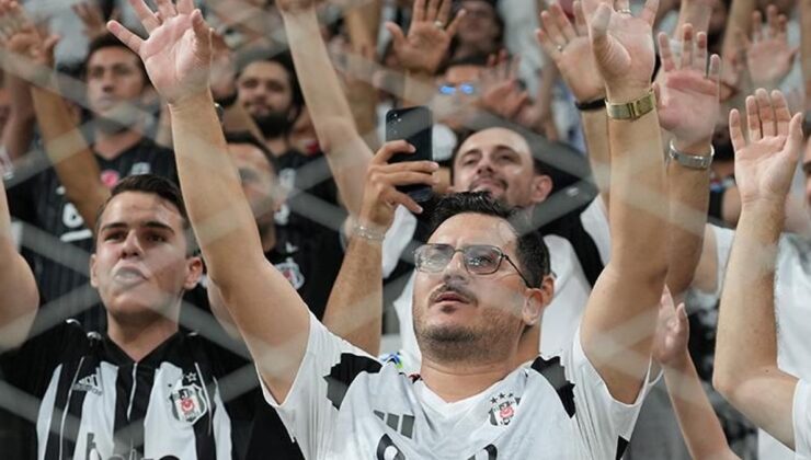 Beşiktaş taraftarından Solskjaer’e ve futbolculara büyük tepki! ‘Serdal Adalı hoca alsana’