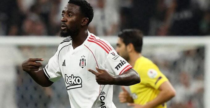 Beşiktaş’ta iki sakatlık birden! Aynı dakikada oyundan çıktılar…