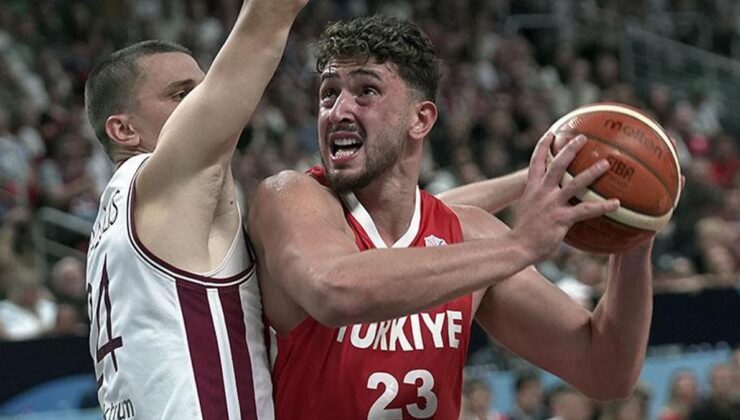 Bunu yapan ilk Türk basketbolcu oldu: Alperen Şengün milli takım tarihine geçti