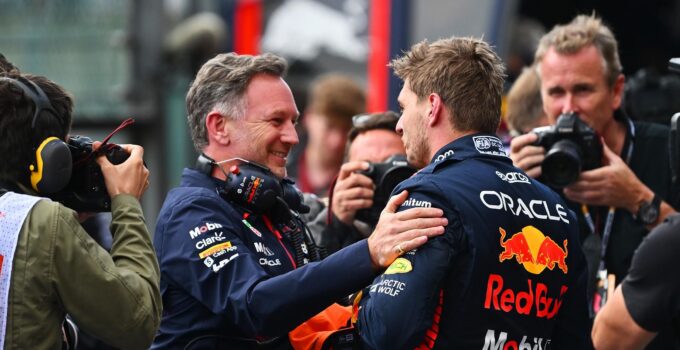 Christian Horner Hakimiyetin Tadını Çıkarıyor