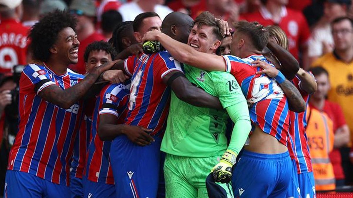 Crystal Palace Liverpool’u penaltılarda yenerek Community Shield şampiyonu oldu