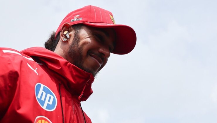 Eski Ferrari pilotu: &quot;Ferrari'nin %90'ı Hamilton'ı takımda istemedi&quot;