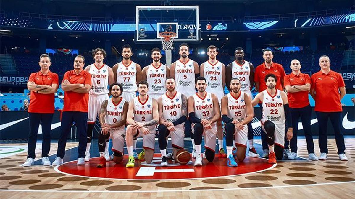 EuroBasket 2025’te ikinci zafer! 12 Dev Adam Çekya’yı da devirdi | Maç sonucu: Türkiye 92-78 Çekya
