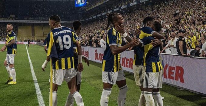 Fenerbahçe 27 yıl sonra ilki başardı