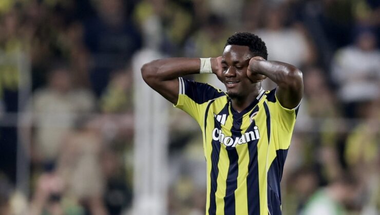 Fenerbahçe’de Jhon Duran sakatlık nedeniyle kenara geldi
