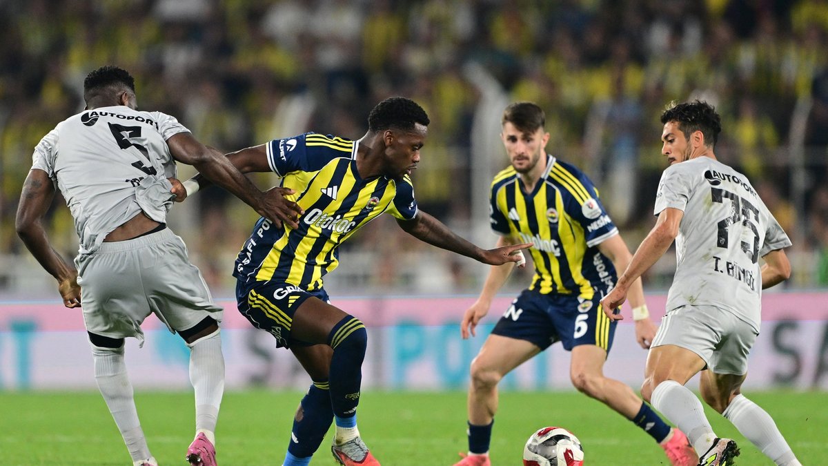 Fenerbahçe’nin golüne VAR engeli! İşte o pozisyon