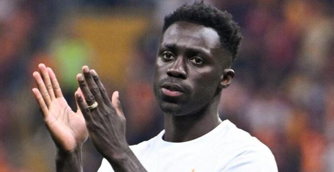 Galatasaray’da Davinson Sanchez tarih yazdı! Attığı golle efsanelerin arasına girdi