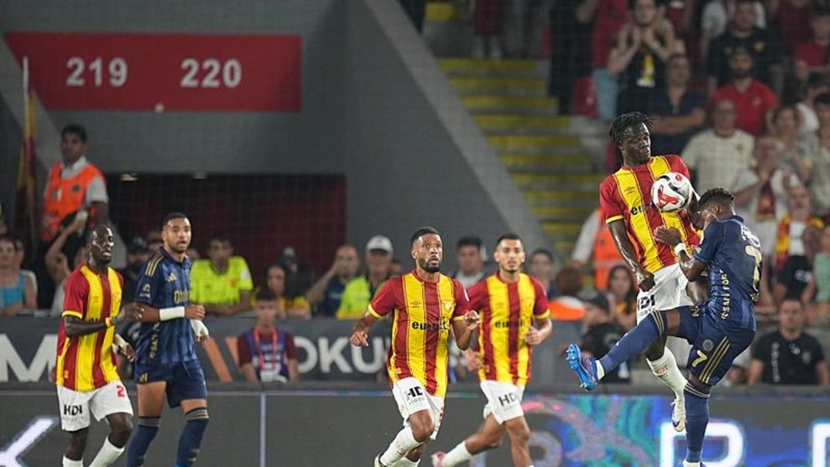 Göztepe-Fenerbahçe maçında kırmızı kart çıktı!