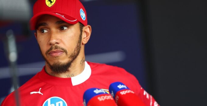 Hamilton'ın sözleşmesindeki opsiyonun Ferrari'ye ait olmadığı iddia edildi