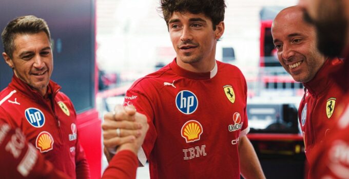 Hill, Leclerc için: “Ferrari’de fazla rahat”