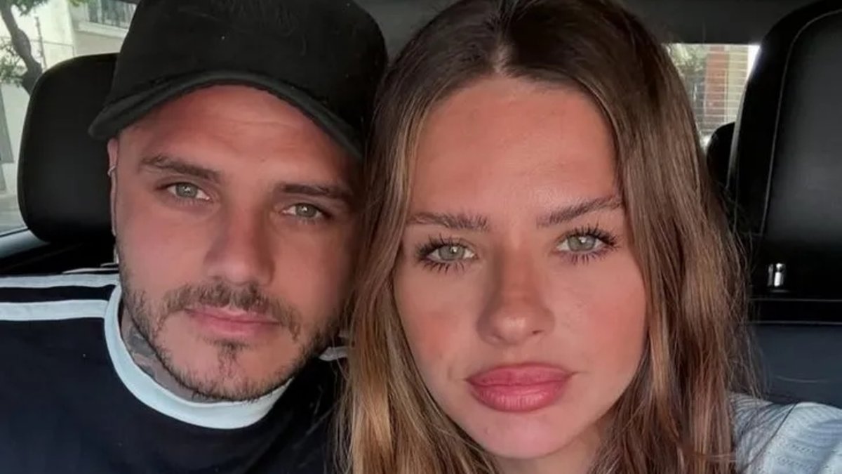 Icardi’nin kız arkadaşı China Suarez’den takipçisine yanıt!