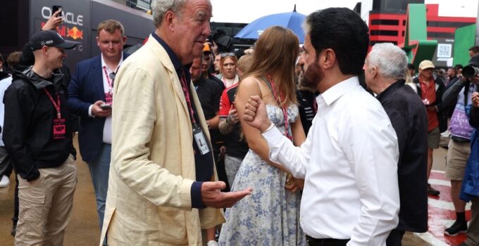 Jeremy Clarkson’dan F1’e eleştiri: “Rüzgâr sporu etkilememeli”