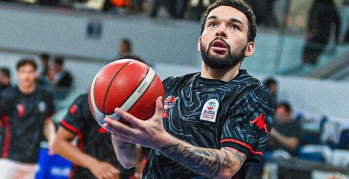 Karşıyaka Basketbol’da iki transfer yolda