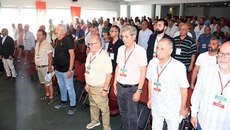 Karşıyaka’da yine kongre günü