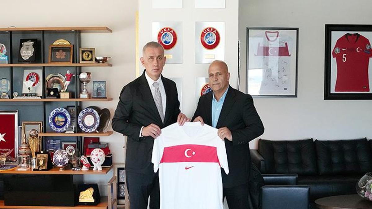 Kocaelispor Başkanı Recep Durul, TFF başkanı İbrahim Hacıosmanoğlu’nu ziyaret etti!