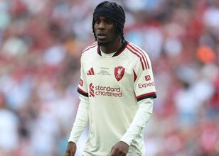 Liverpool’da Frimpong şoku: Slot, sakatlığı açıkladı