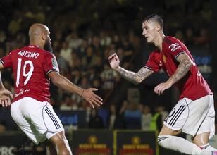 Manchester United’a Grimsby şoku!