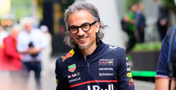 Mekies, Red Bull takım patronu olması hakkında: “Bunaltıcı değil”