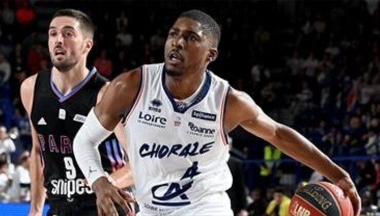 Mersin Spor, 4 oyuncuyu renklerine bağladı
