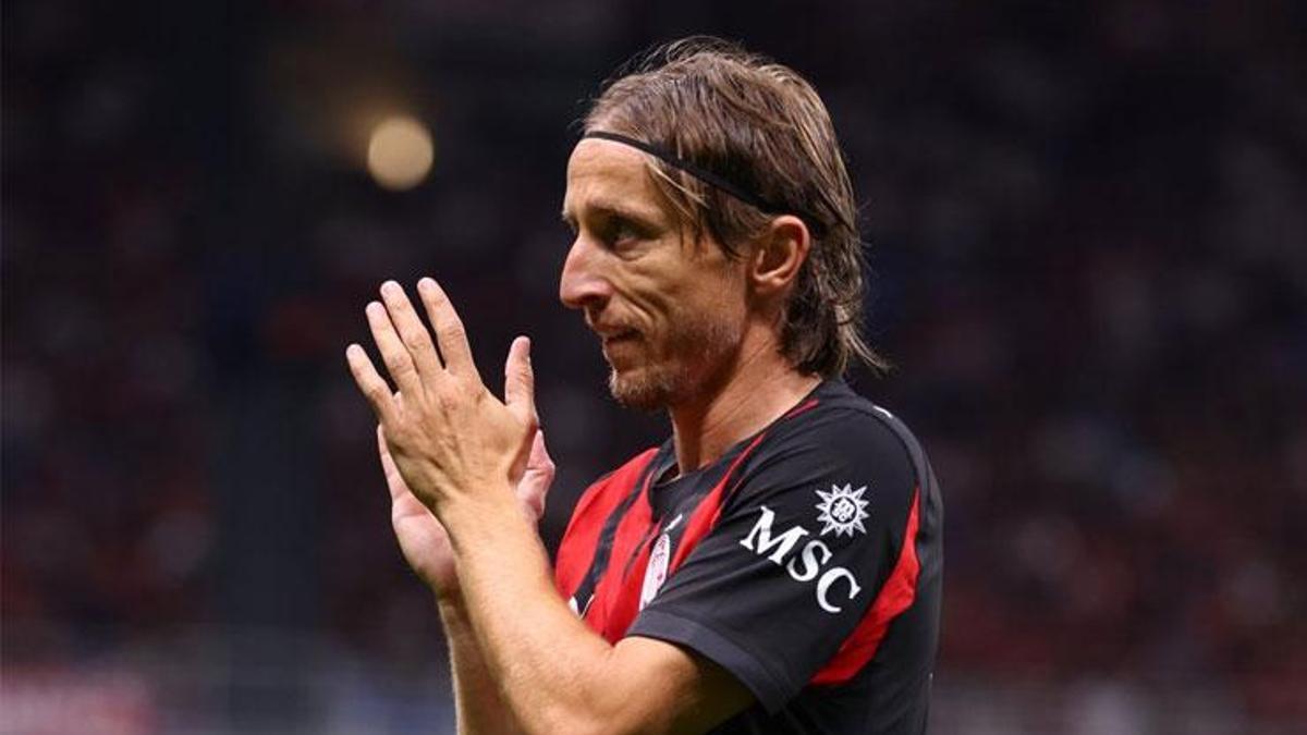 Milan sezona kayıpla başladı! Milan – Cremonese maç sonucu: 2-1