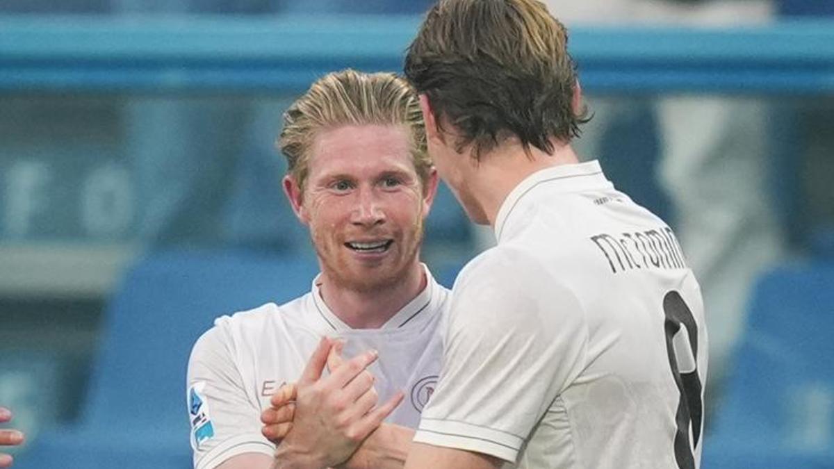Napoli ve McTominay kaldığı yerden devam! Sassuolu deplasmanında partiye De Bruyne de katıldı