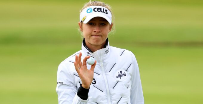 Nelly Korda tedavi görüyor