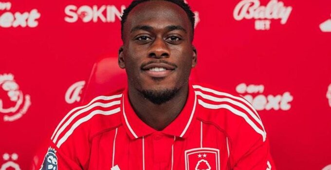 Nottingham Forest transfere doymuyor: Kalimuendo imzaladı, rekor kırıldı