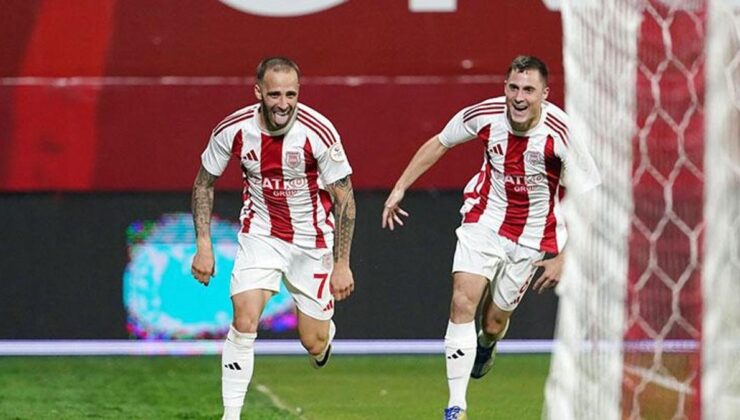 Pendik’te Stelios Kitsiou’nun akşamı I Pendikspor – Sivasspor 2-1 maç sonucu