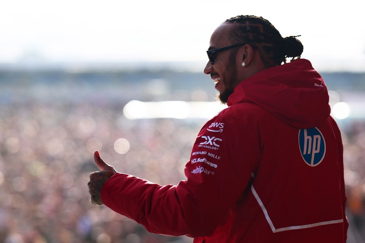 Perez'den Hamilton'a destek: &quot;O harika bir sürücü, sorunlarını çözeceğine eminim&quot;