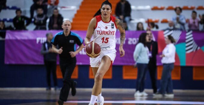 "Türkiye’nin en başarılı ve dünyanın en büyük spor kulübündeyim" Tilbe Şenyürek ile Özel Röportaj