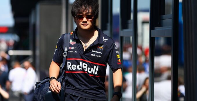 Red Bull, Tsunoda'nın Macaristan GP sonucunun sorumluluğunu üstlendi