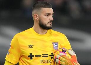 Sassuolo, Ipswich Town’dan kaleci Arijanet Muric’i kiraladı