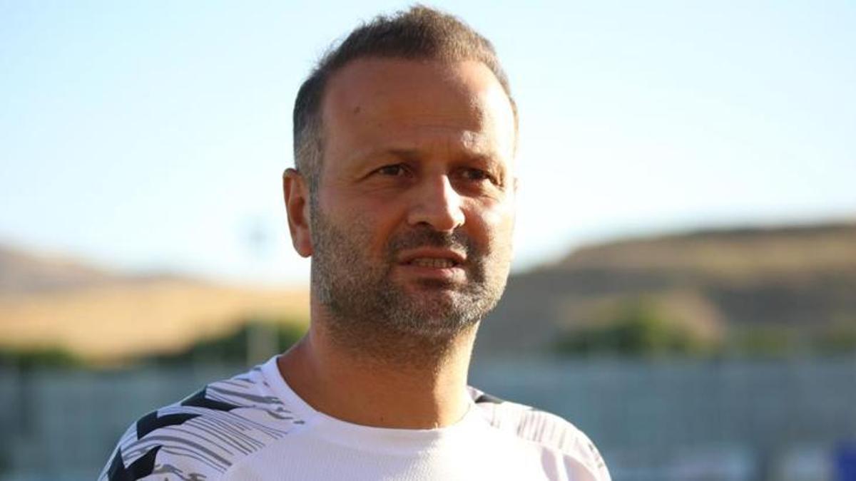 Sivasspor’da Osman Zeki Korkmaz: Zorlu bir döneme giriyoruz