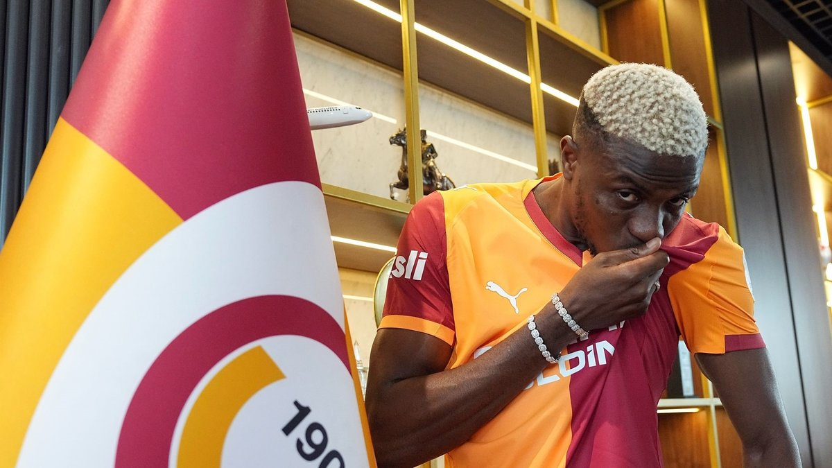 SON DAKİKA: Galatasaray Osimhen transferini resmen açıkladı! İşte ödenecek ücret