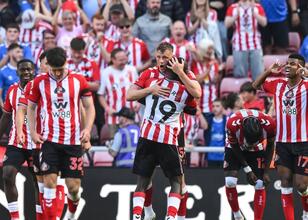 Sunderland, evinde West Ham’ı 3 golle geçti