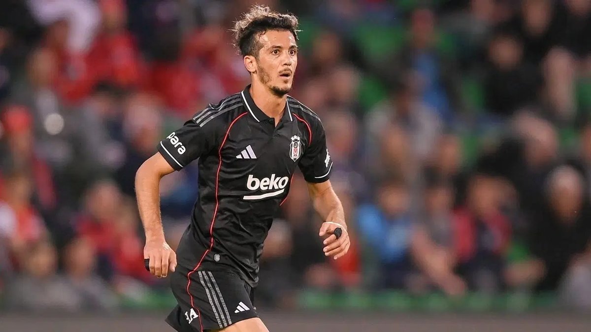 TRANSFER HABERLERİ: Beşiktaş ayrılığı açıkladı!