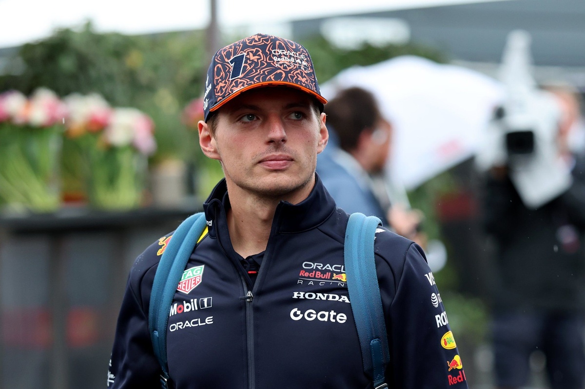 Verstappen: “Artık şampiyonluk için değil, gelişim için piste çıkıyoruz”